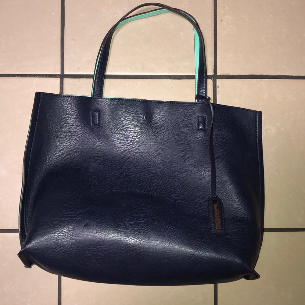 Street Level reversible tote